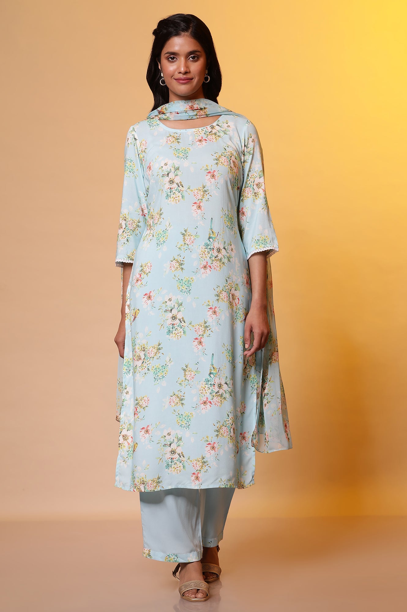 Blue Floral Printed Straight Kurta, Pants and Dupatta Set