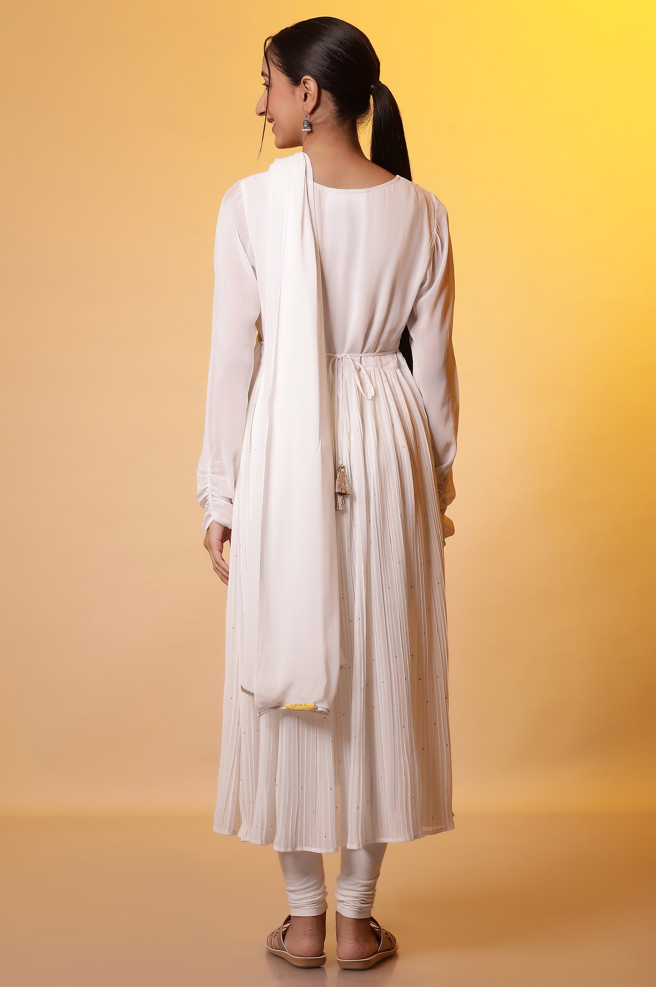 Off-white Embroidered High-Slits Kurta, Tights and Dupatta Set