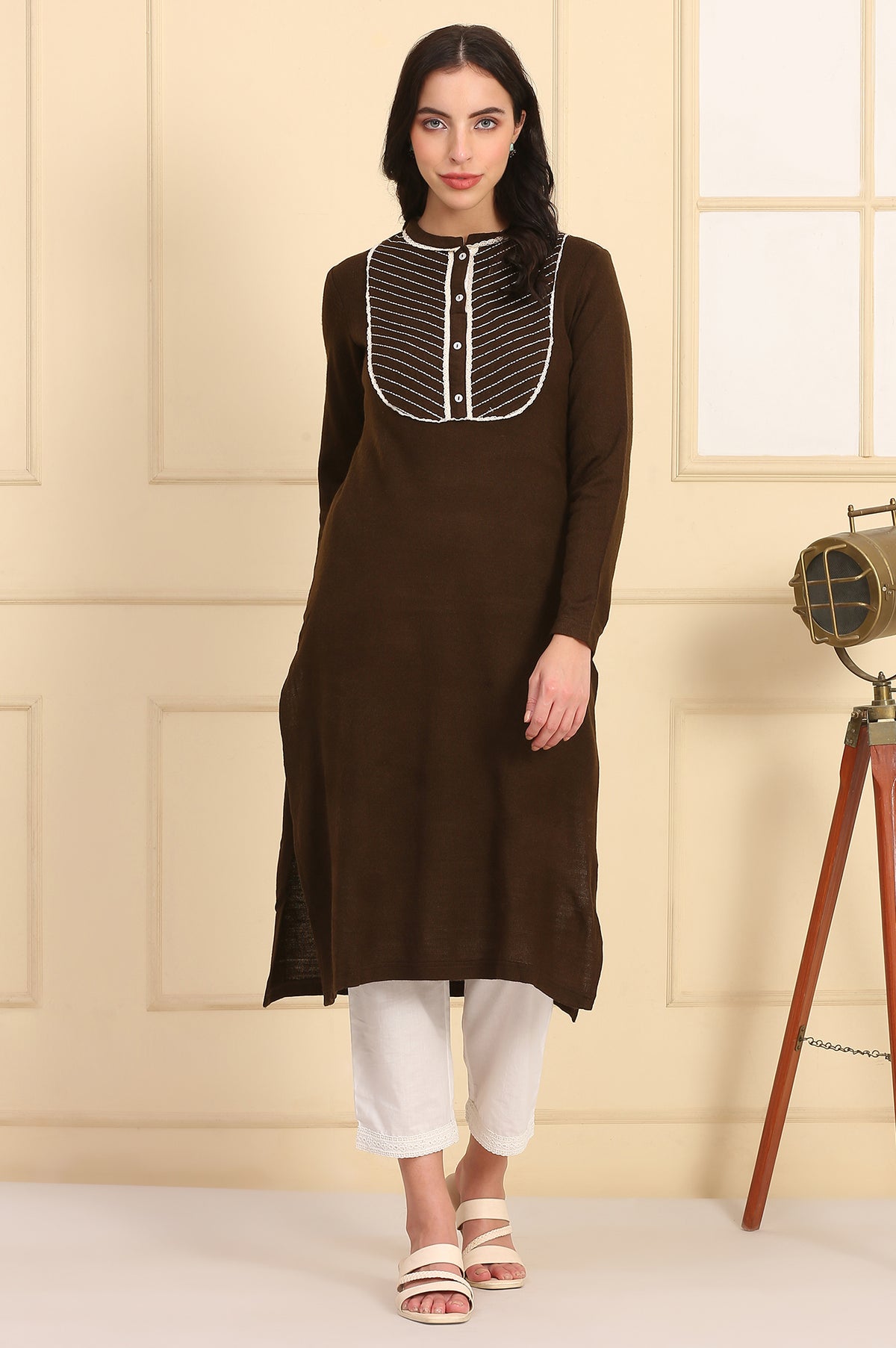 Brown Solid Embroidered Yoke Straight Winter Kurta - S