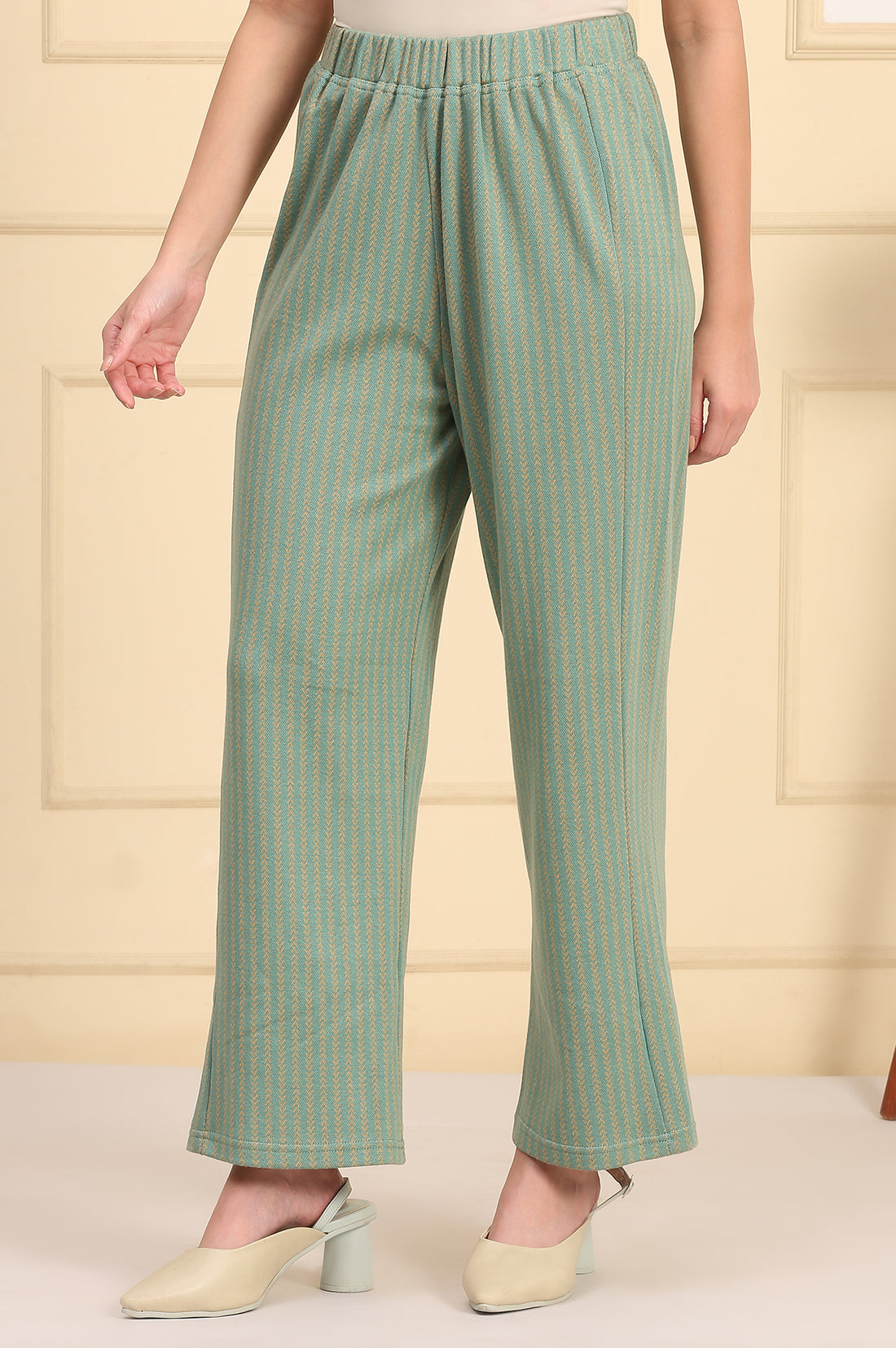 Green Solid Woven Mid Rise Winter Palazzo