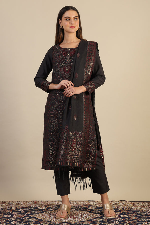 Grey Yarn Dyed Straight Kurta & Straight pant with Shawl Set