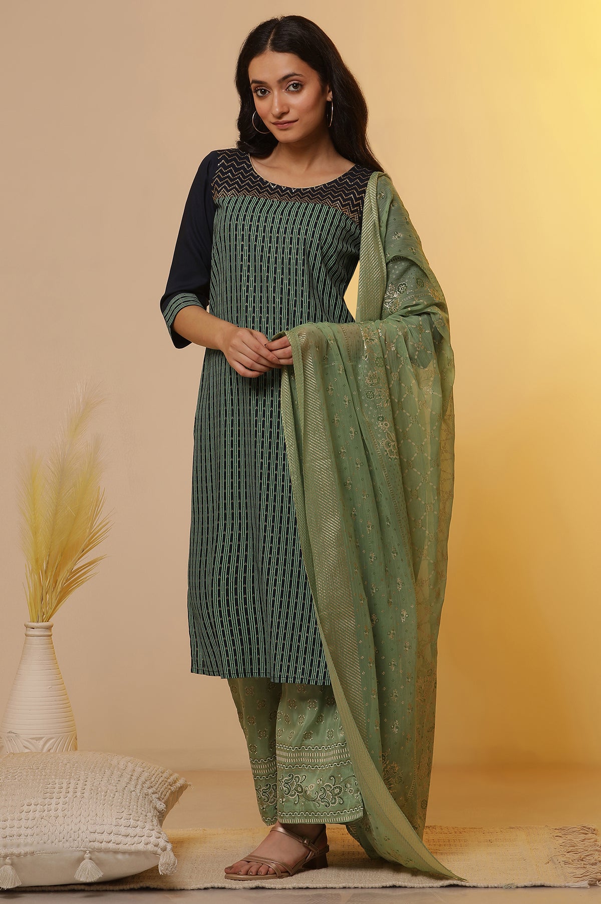 Blue Colour-Block Printed Kurta, Palazzo and Dupatta Set - S