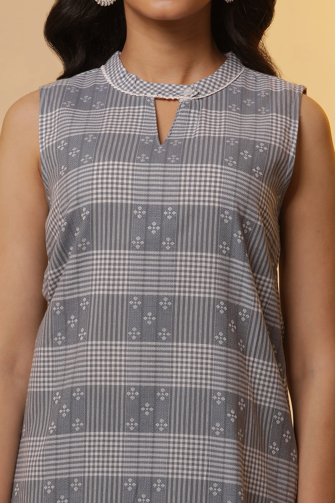 Blue Gingham Check Sleeveless Kurta and Straight Trousers Set