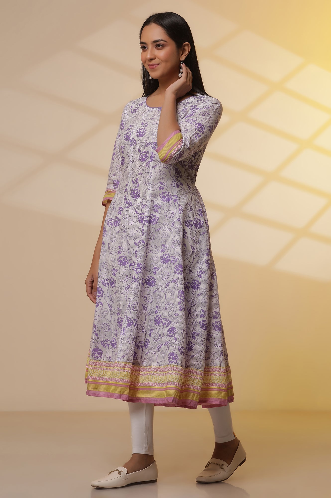 White-Floral-Printed-Flared-Kalidar-Kurta,-Tights-and-Dupatta-Set