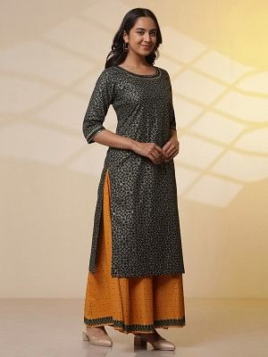 Green Printed Round Neck Kurta, Semi-Flared Palazzo and Dupatta Set