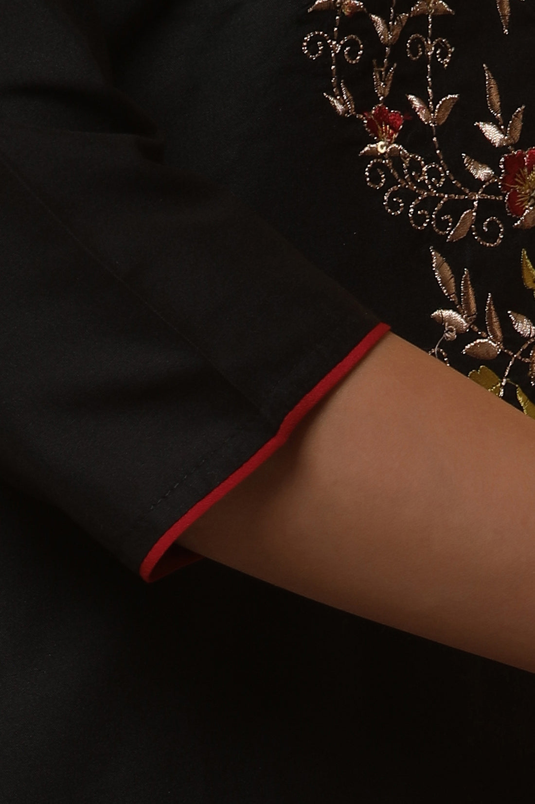 Black-Zari-Embroidered-Straight-Kurta,-Red-Printed-Skirt-and-Dupatta-Set