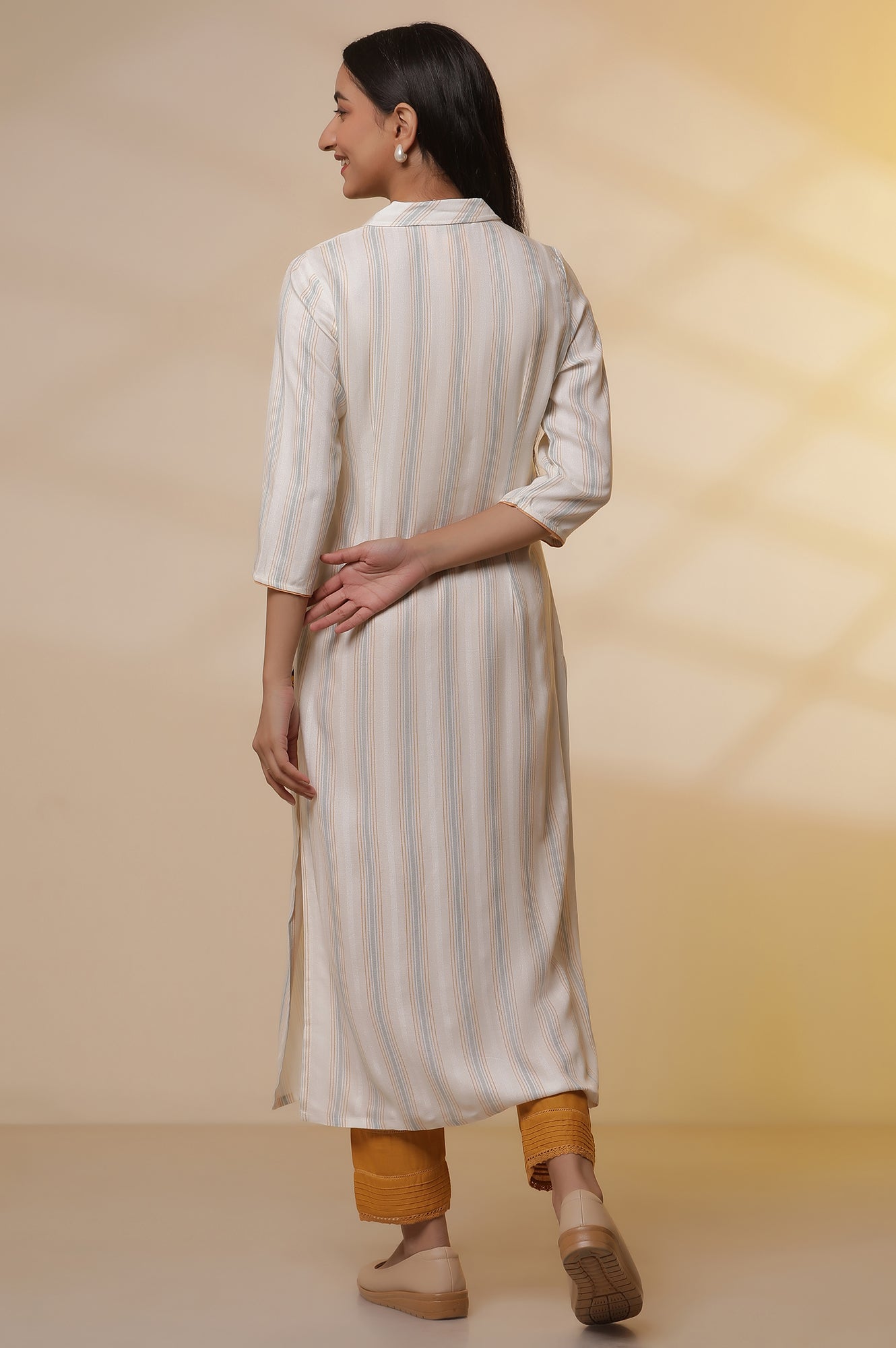 White Striped Straight Casual Kurta and Trousers Set