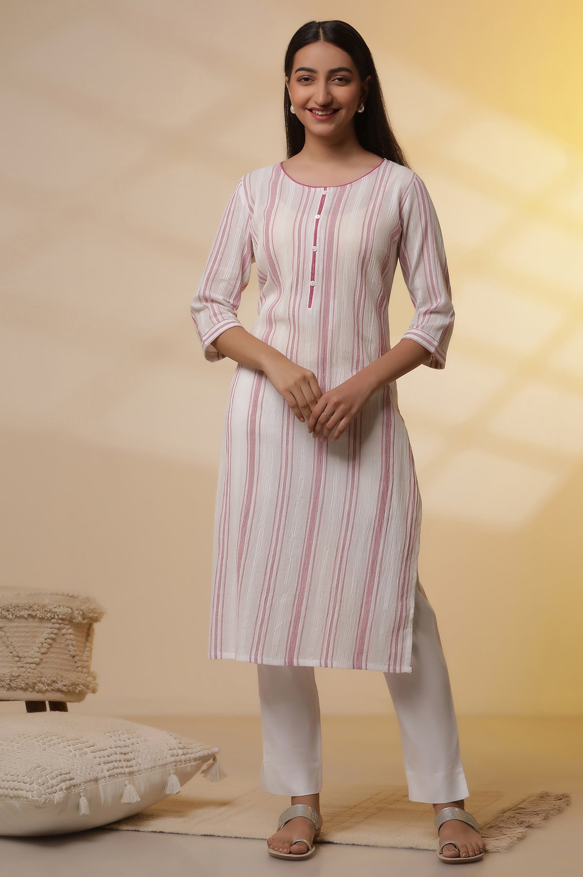 White Yarn-Dyed Pink Striped Kurta and Pintuck Trousers Set - XS