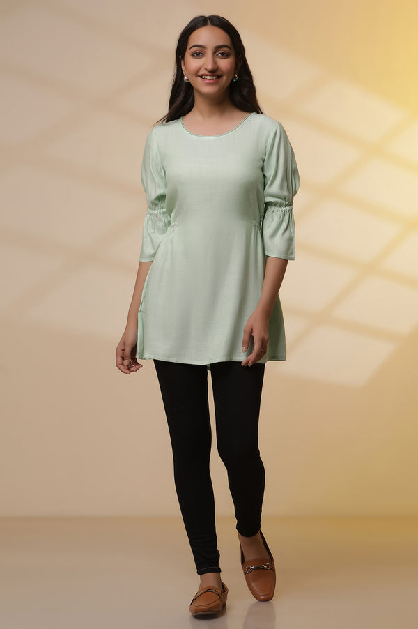 Green Thread Embroidered Kurti and Jeggings Set