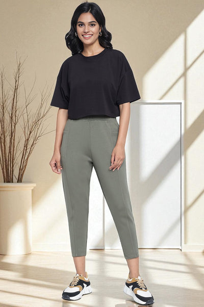 Green Solid Mid Rise Tights in Calf Length