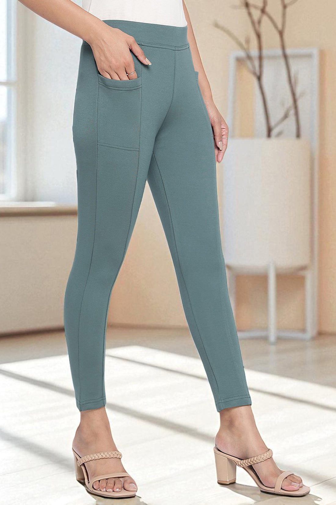 Green Solid Calf Length Tights