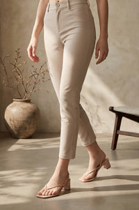 Elleven Women&