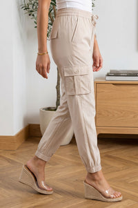 Beige Solid Pure Cotton Tapered Fit Ankle Length Cargo