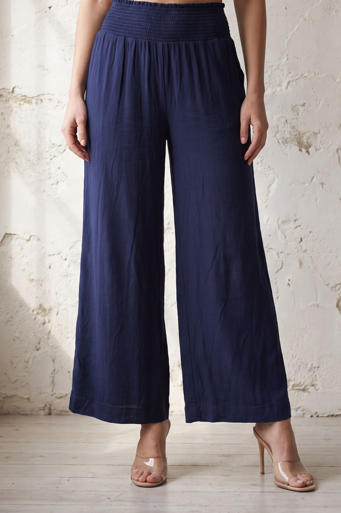 Navy Blue Solid Wide Leg Ankle Length High Rise Pants