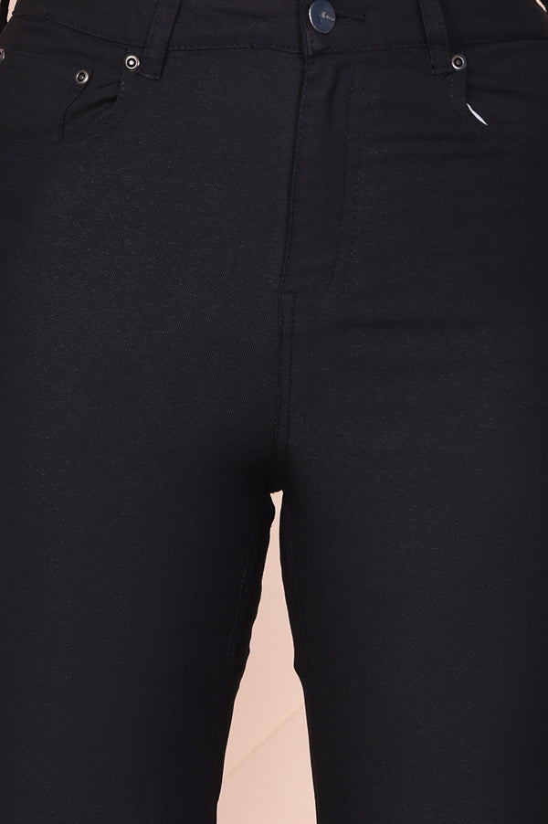 Elleven Women's Black Solid Denim Lycra High Rise Flared Jeans