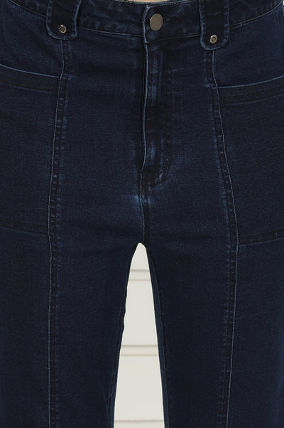 Blue Denim Lycra Mid Rise Calf Length Capri