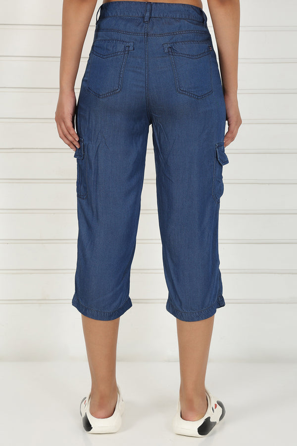 Elleven Women's Blue Linen Lyocell Mid Rise Calf Length Capri with YKK Zipper