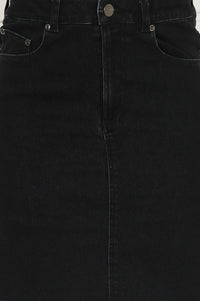 Black Denim Lycra Mid Rise Mid Thigh Length Skirt
