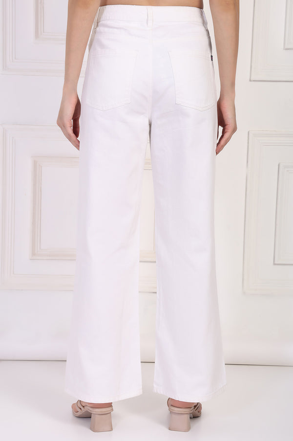 Elleven Women's White Solid Flared Cotton Pant