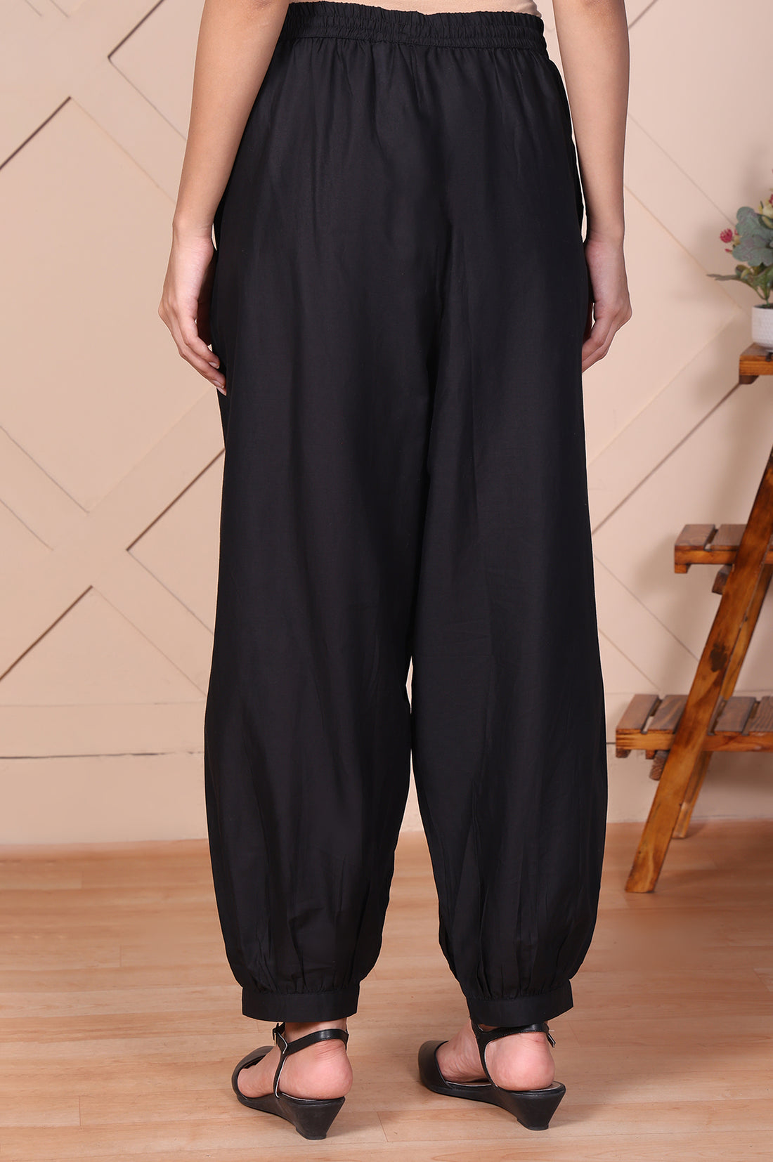 Black Solid Harem Pants
