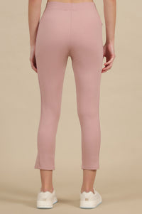 Elleven Women&