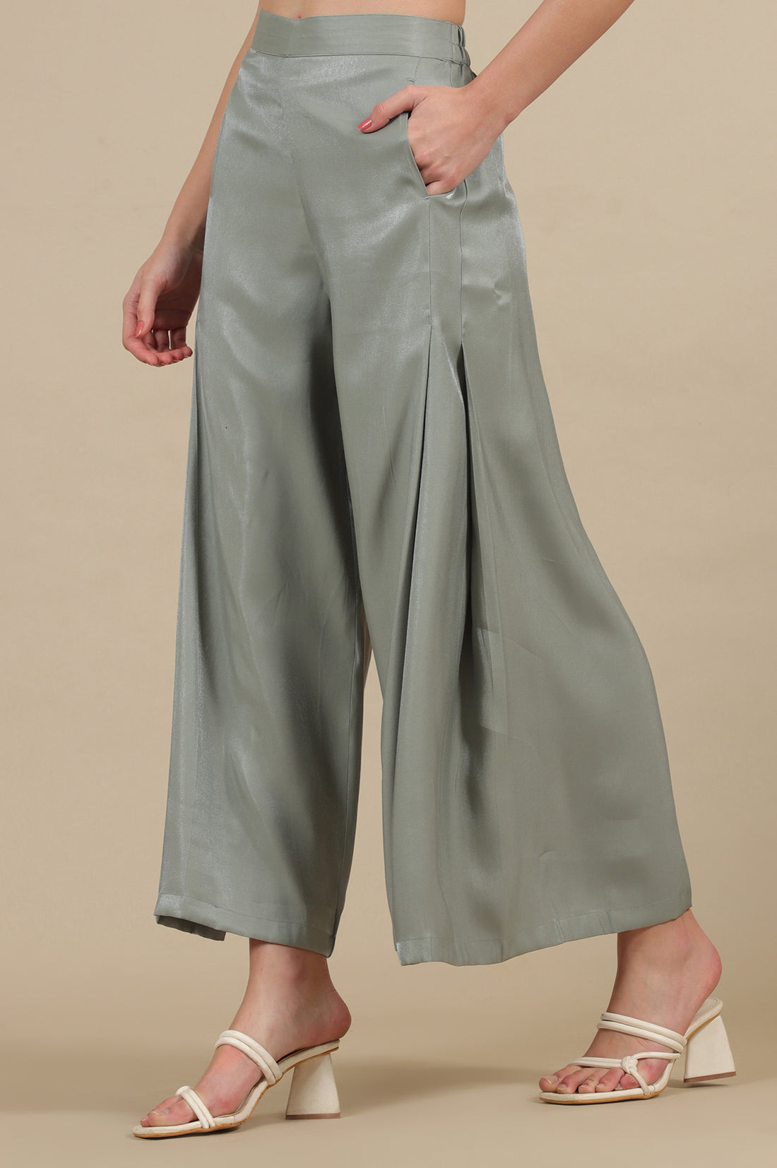 Grey Solid Flared Rayon Palazzo With Pleated Detail