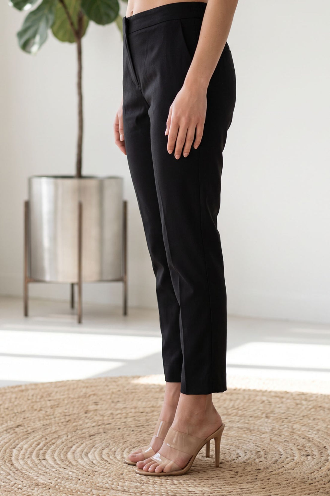 Black Solid Slim Fit Ankle Length Dress Trousers