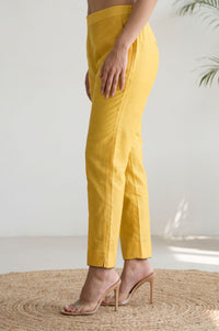 Yellow Solid Slim Fit Ankle Length Dress Trousers