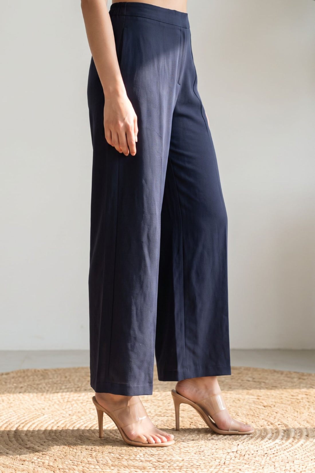 Navy Blue Solid High Rise Wide-Leg Ankle Length Pants