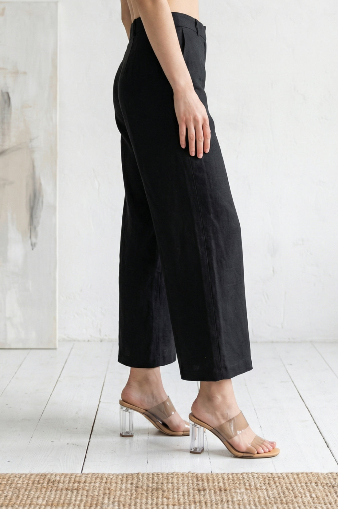 Black Solid Pintucks Wide Leg Trousers