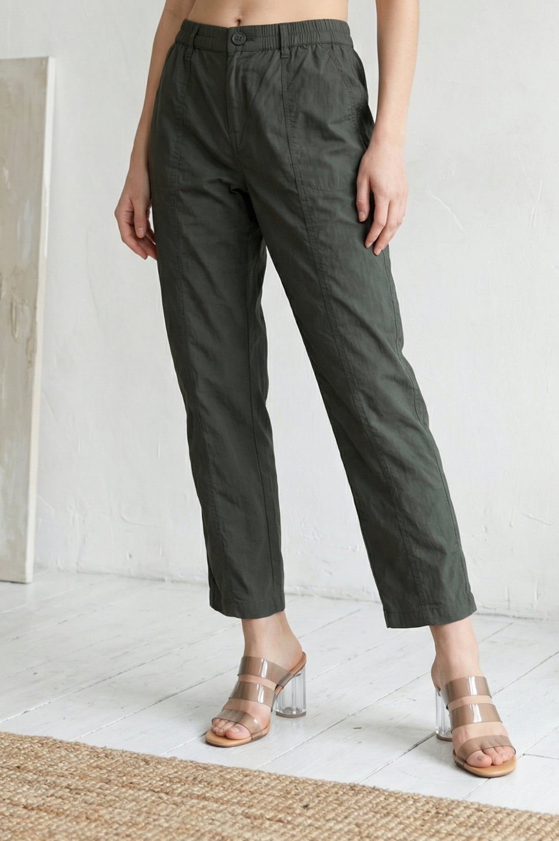 Olive Green Solid Pure Cotton Straight Fit Pants