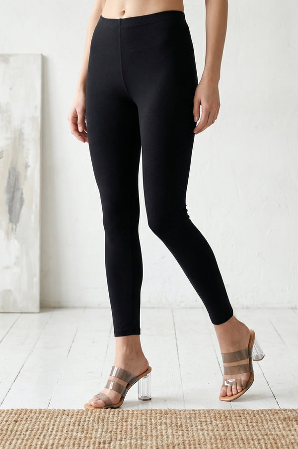 Elleven Women's Black Solid Cotton Lyrca Skinny Fit Ankle Length Leggings
