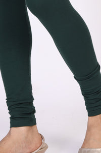 Green Solid Skinny Fit Cotton Tights