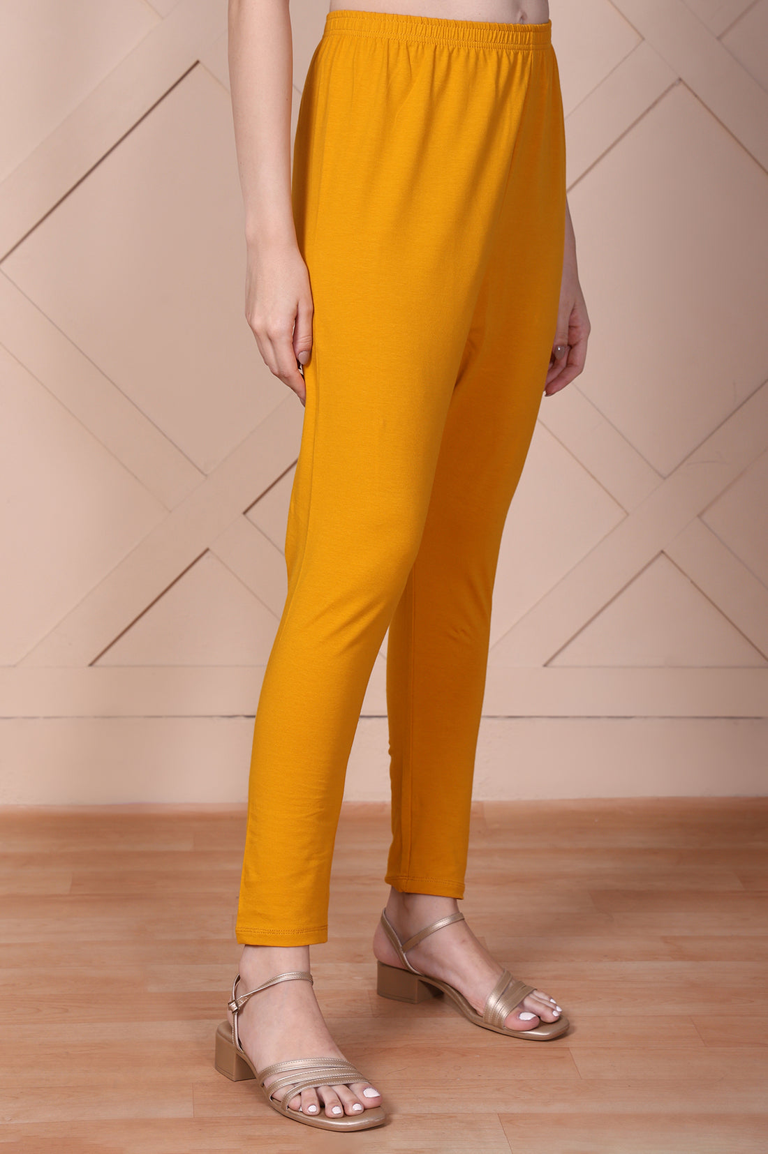 Elleven Women&