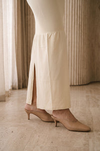 Beige Solid Skinny Fit Ankle Length High Rise Saree Shaper