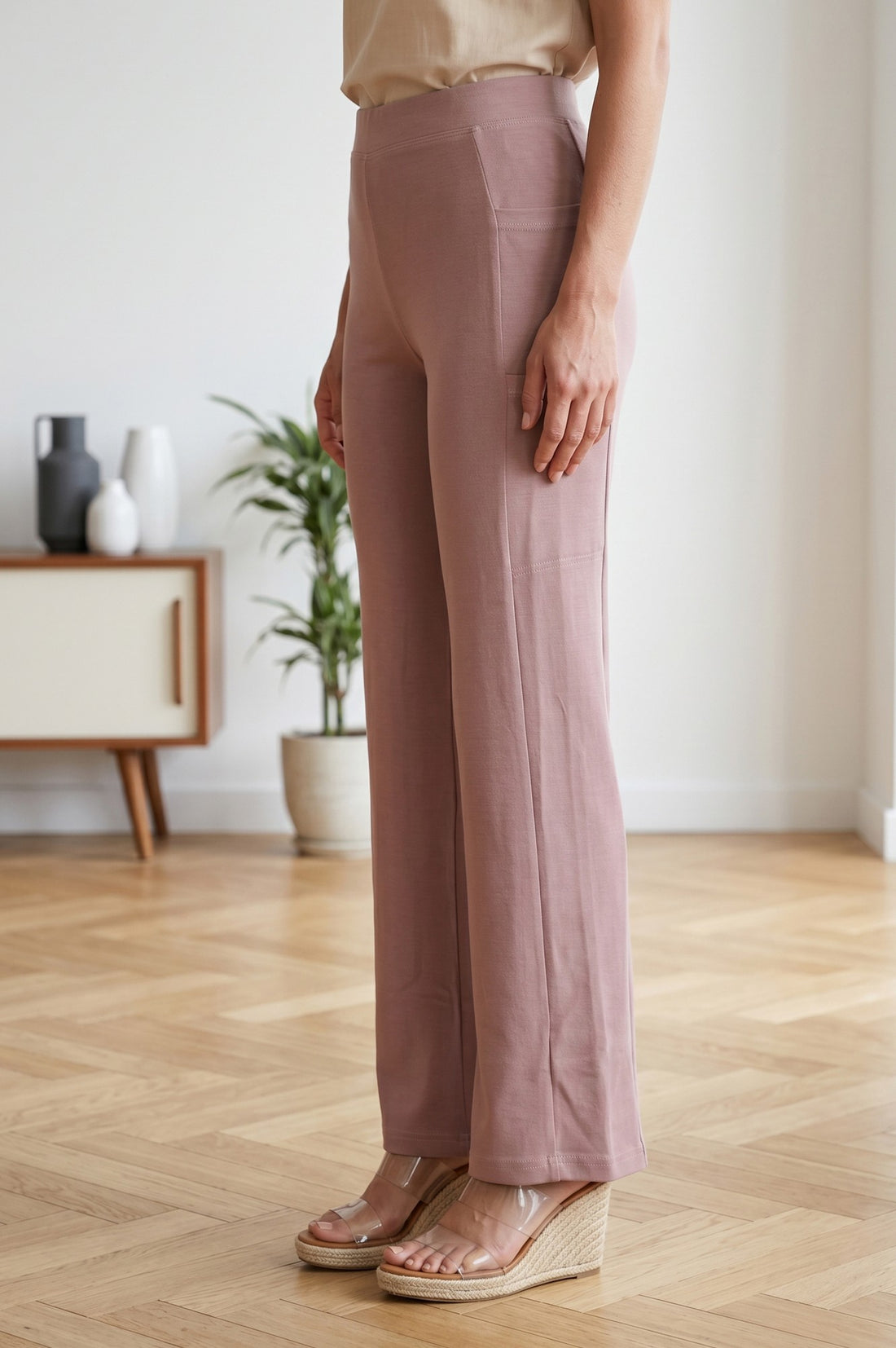 Pink Mid Rise Ankle Length Straight Fit Pants