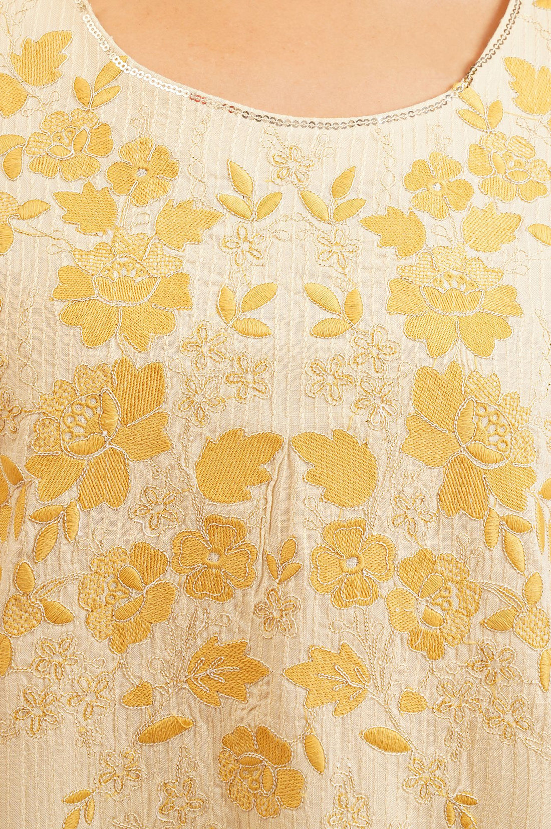 Off White Embroidered Rayon Straight Kurta