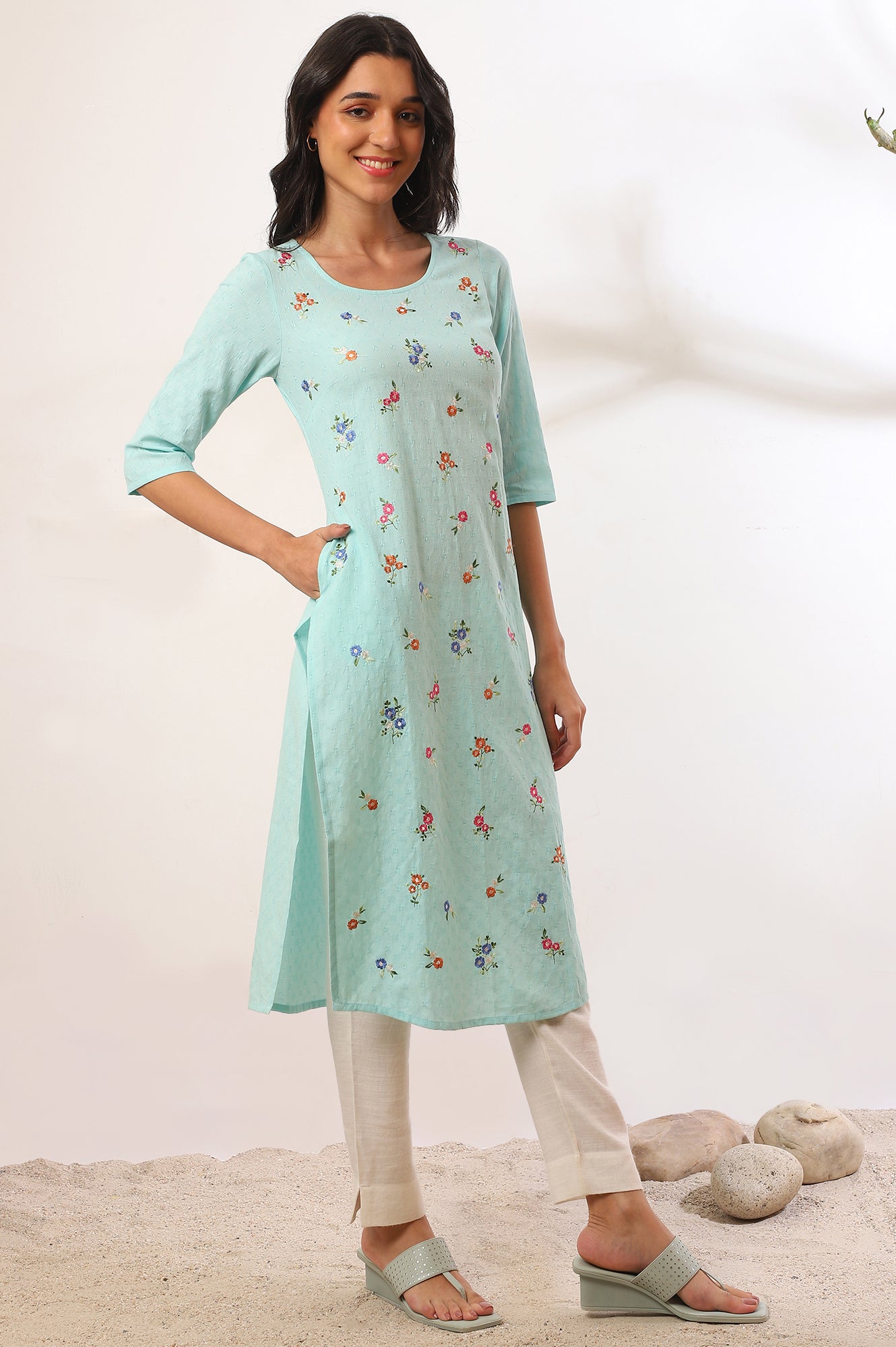 Blue Solid Zari Straight Pure Cotton Kurta