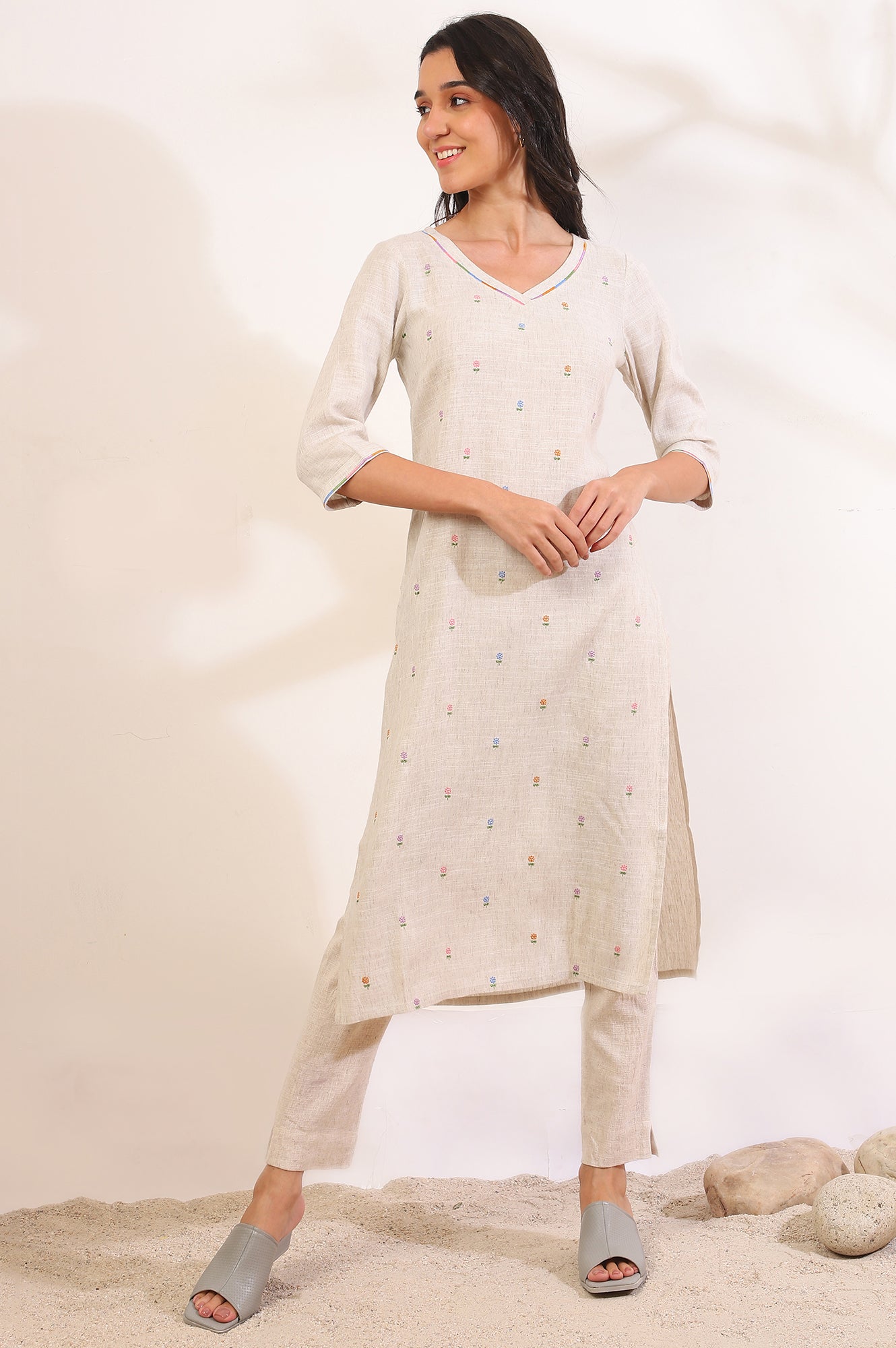 Off White Printed Zari Straight Rayon Flax Kurta