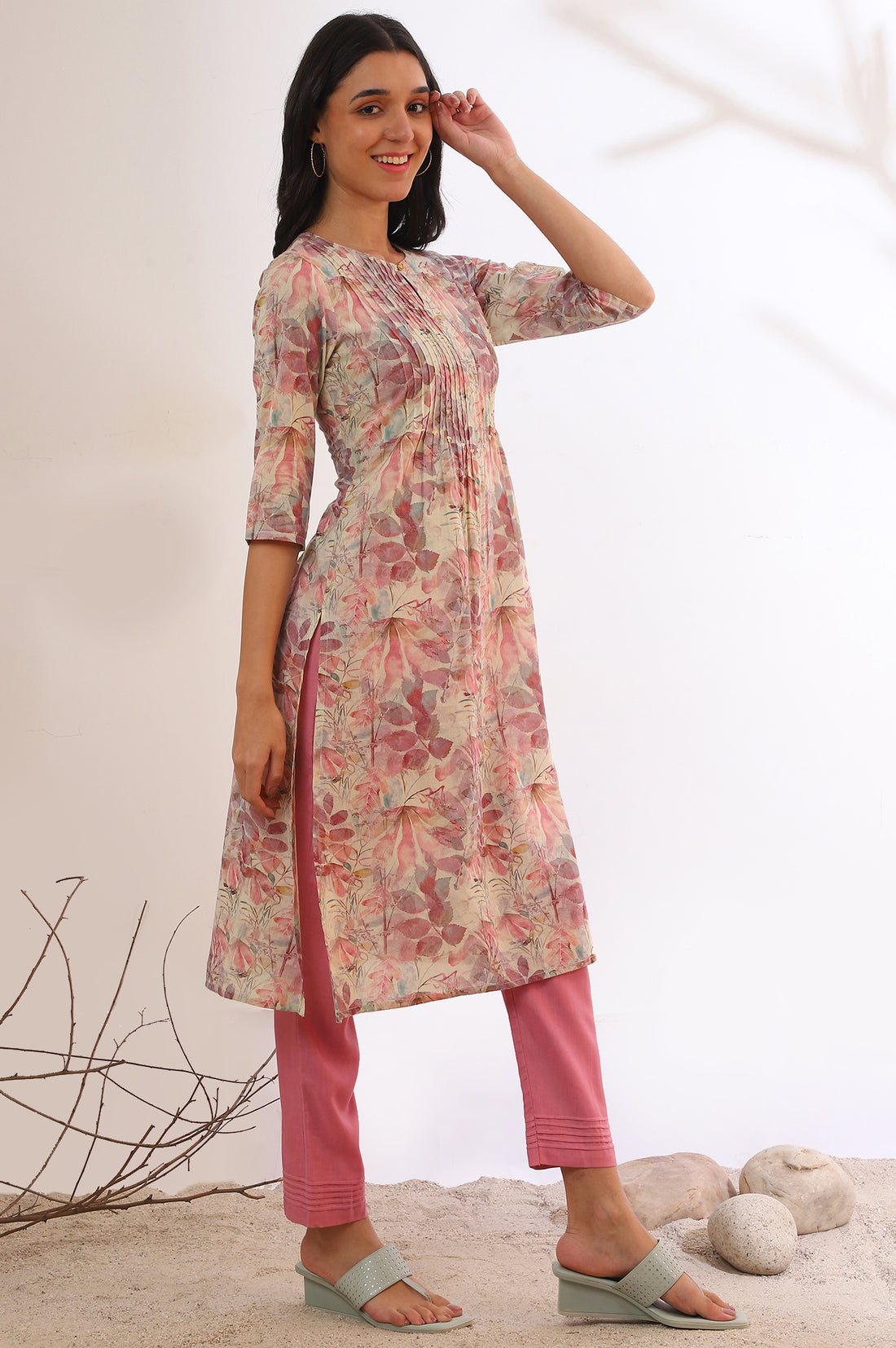 Pink Floral Printed Straight Cotton Blend Kurta