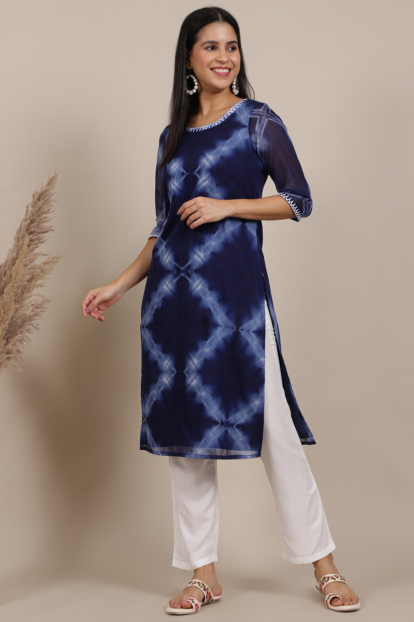 Blue Tie and Dye Kota Straight Kurta with Thread Embroidery