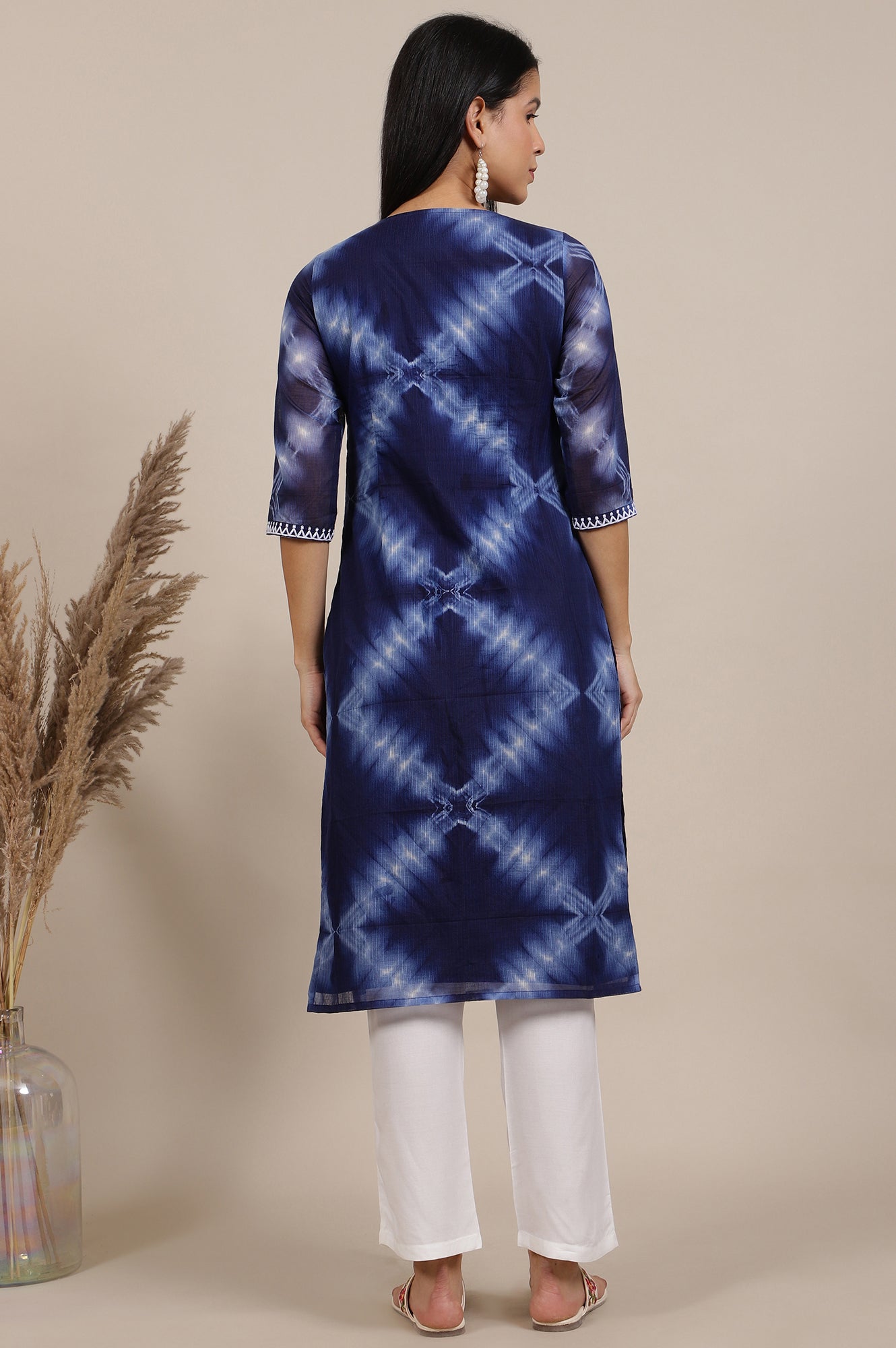 Blue Tie and Dye Kota Straight Kurta with Thread Embroidery