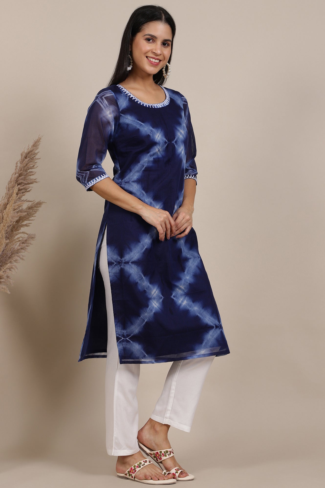 Blue Tie and Dye Kota Straight Kurta with Thread Embroidery