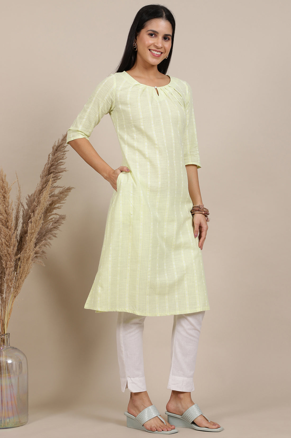 Green Yarn Dyed Cotton Zari Flared Kurta