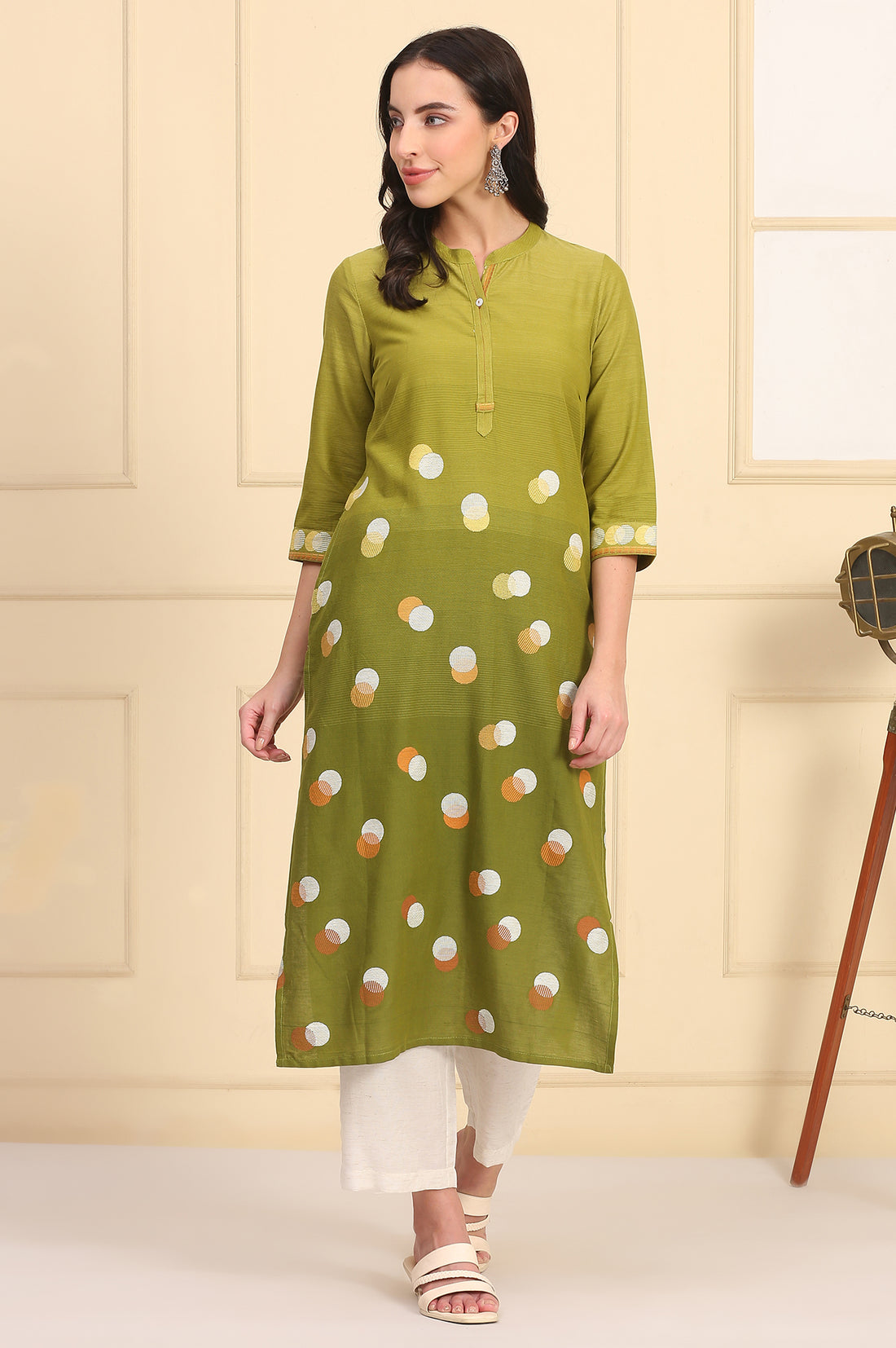 Green Printed Jacquard Straight Kurta with Thread Work