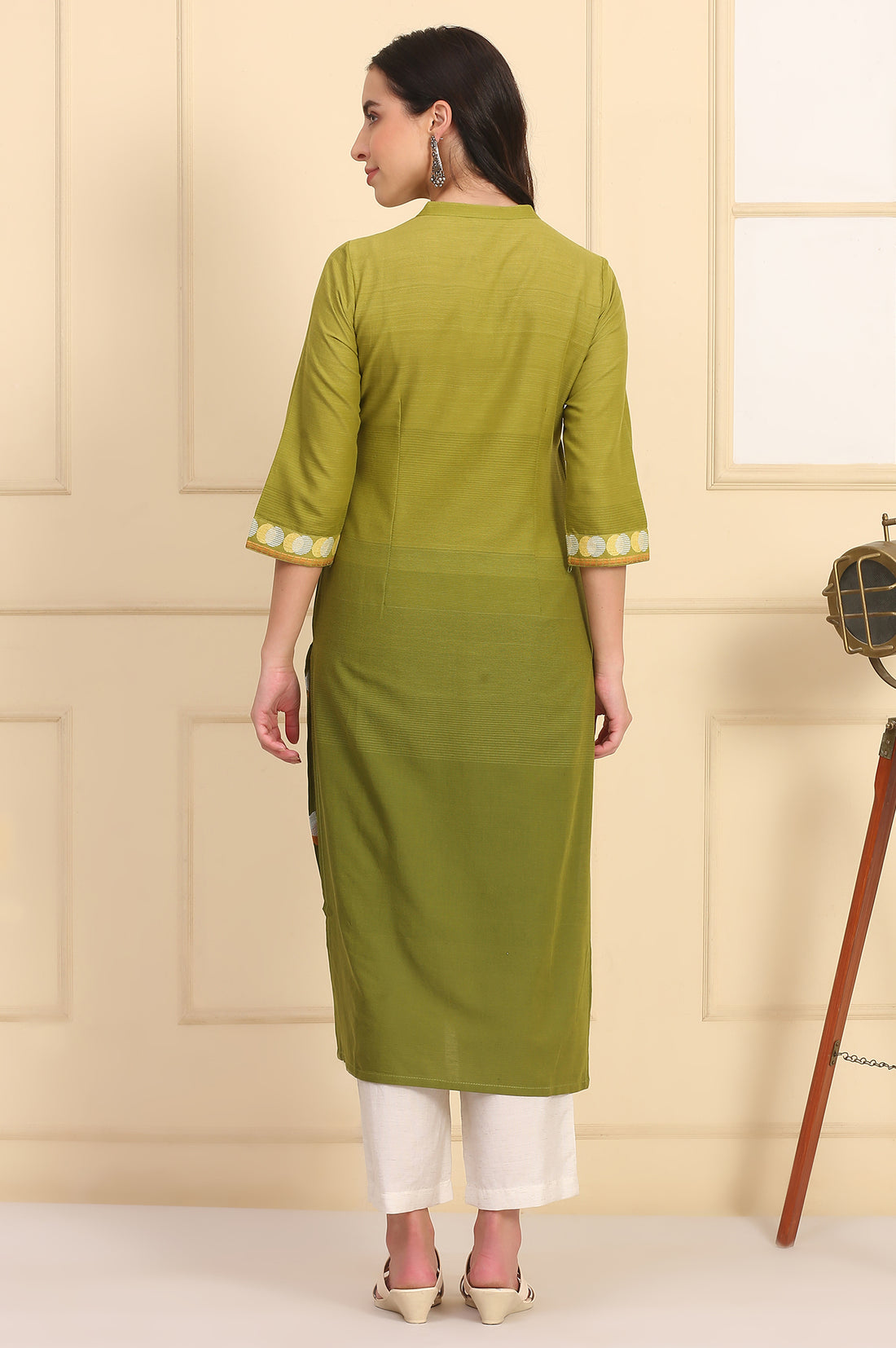 Green Printed Jacquard Straight Kurta with Thread Work