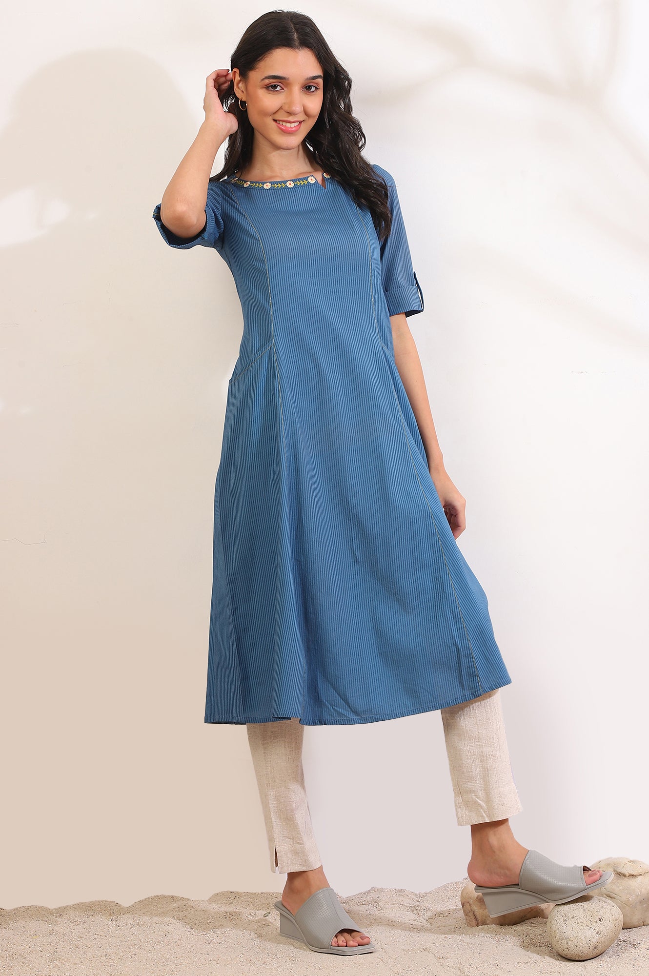 Blue Solid Straight Pure Cotton Kurta