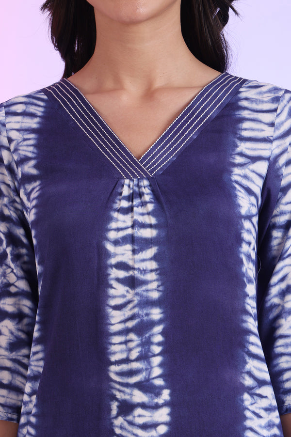 Blue Shibori Printed Thread Embroidered Straight Kurta