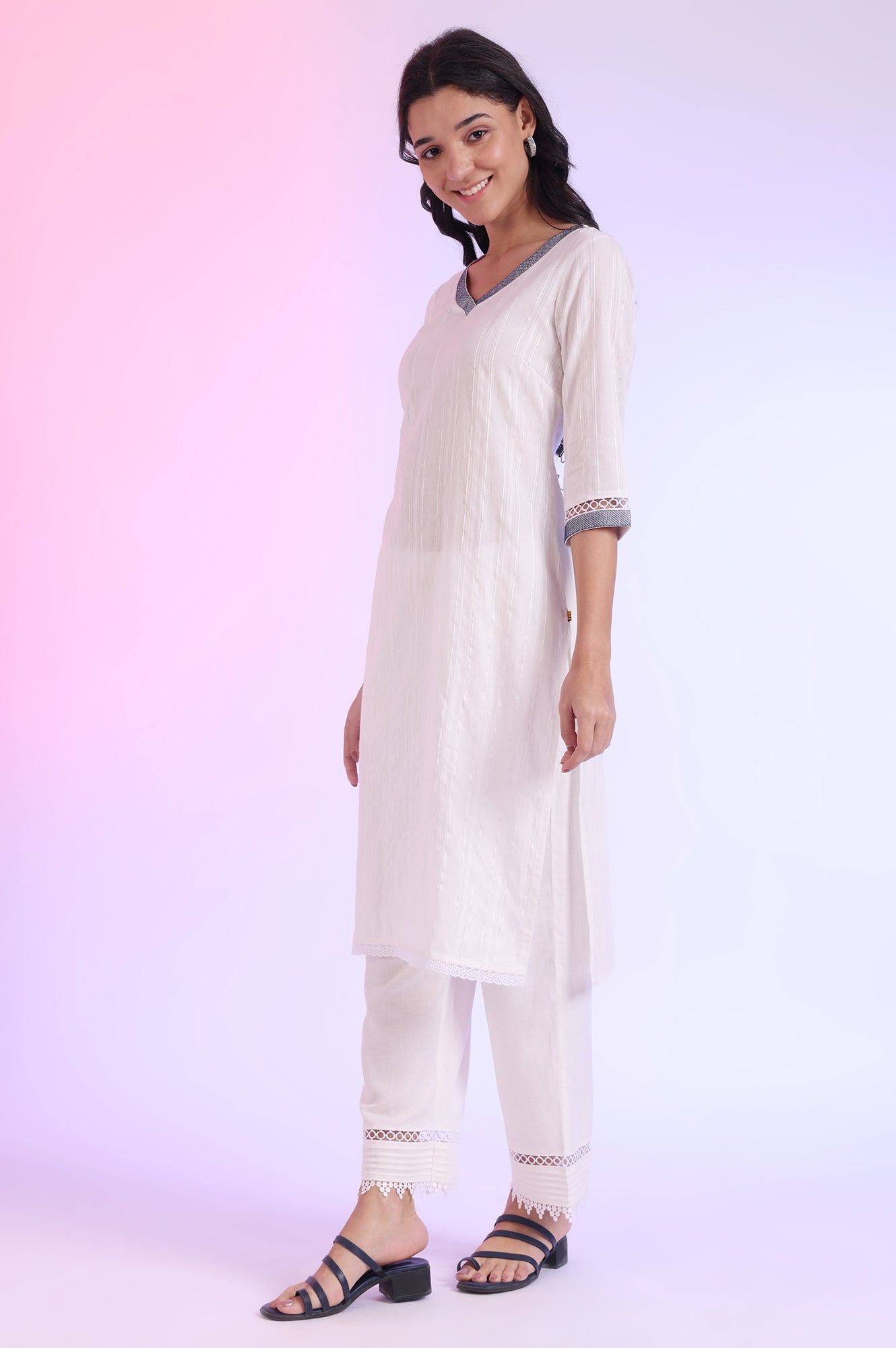 White Solid Straight Cotton Blend Kurta