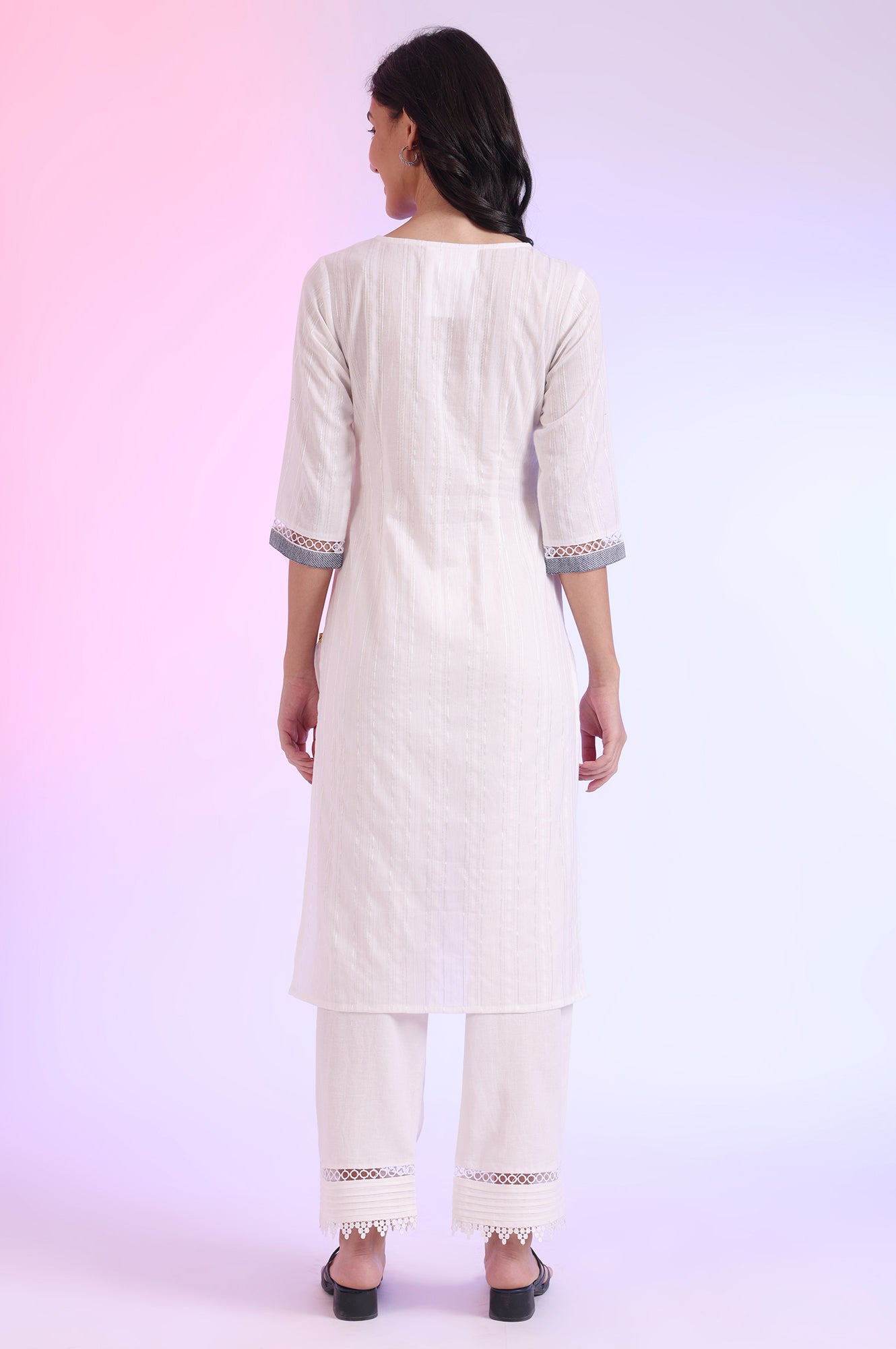 White Solid Straight Cotton Blend Kurta